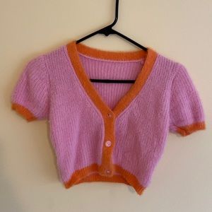 fuzzy cropped pink and orange cardigan. sz:small